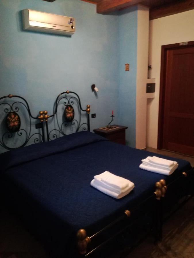 B&B Funtanadetalia Olmedo Ngoại thất bức ảnh